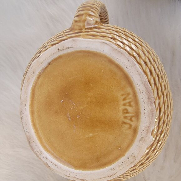 Vintage Ressini Chicken Teapot made in Japan Basket Weave - Picture 7 of 8